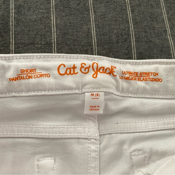 Cat & Jack Girls 8 Ultimate Stretch Jean Shorts - Picture 4 of 6